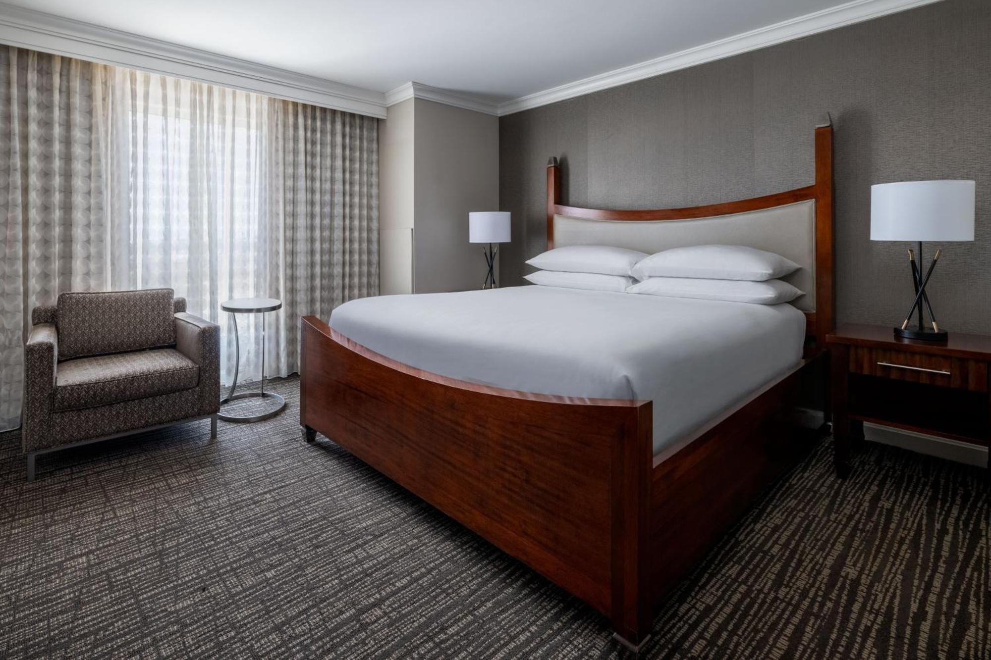 Hotel Marriott Center 3*